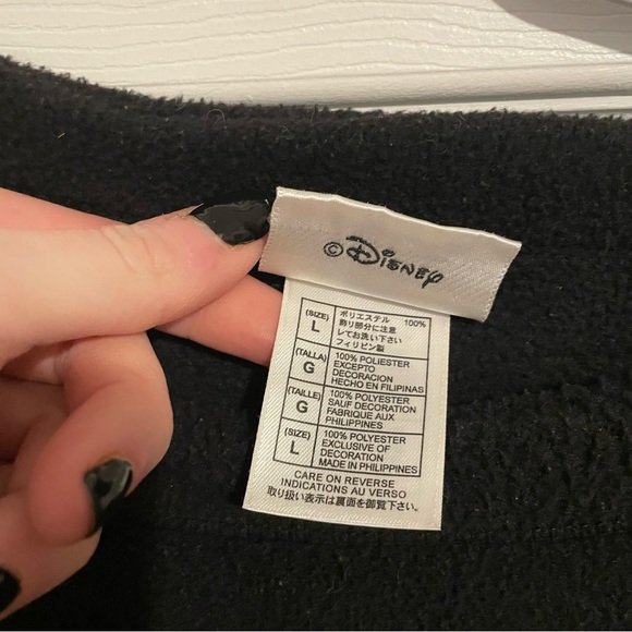 Vintage Walt Disney World Fuzzy Crewneck sweatshirt - Picture 2 of 5